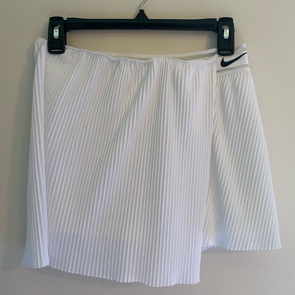 White Nike pleated skirt